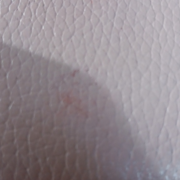 CHLOE LAVENDER PEBBLED LEATHER BIFOLD WALLET - Picture 4 of 12